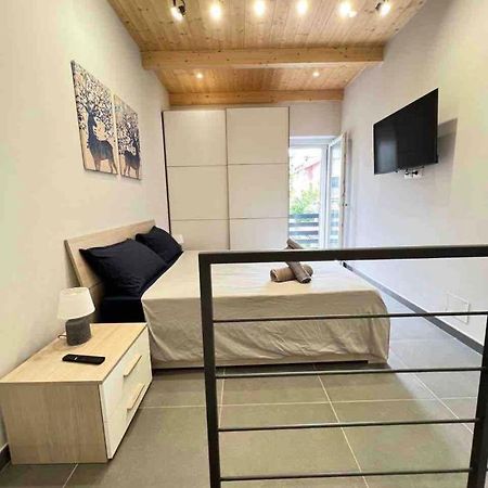 Apartamento Pregevole Duplex A 1 Minuto Dalla Metro Collegno Exterior foto